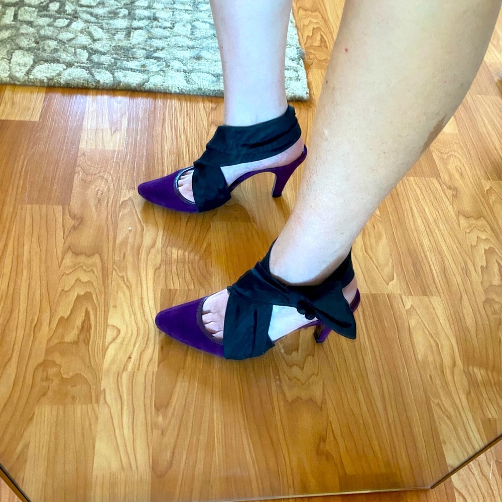Marc Jacobs Vtg Purple Suede Cloth Strap Heels Made in Italy
